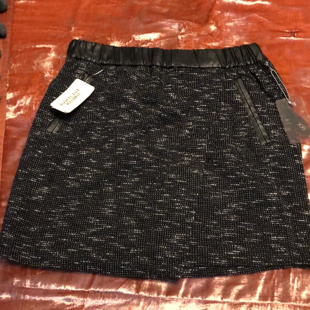 Black mini skirt